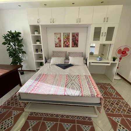 شقة في قلب القاهرة الجديدة تطل على شارع التسعين الشمالي Exterior foto